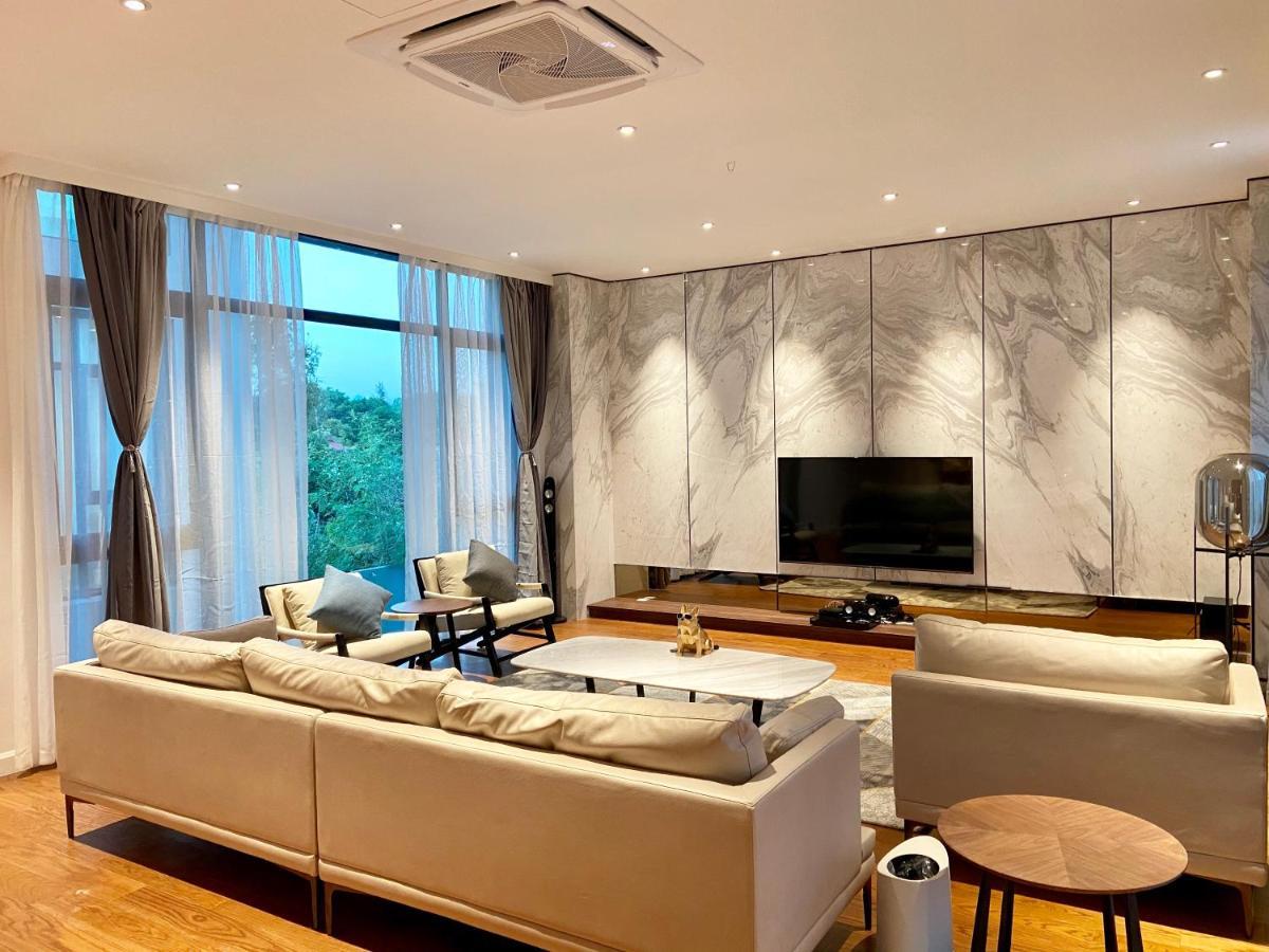 פנתאי צנאנג Molly Luxury Private Pool Bungalow茉莉的家豪华私人泳池别墅 מראה חיצוני תמונה