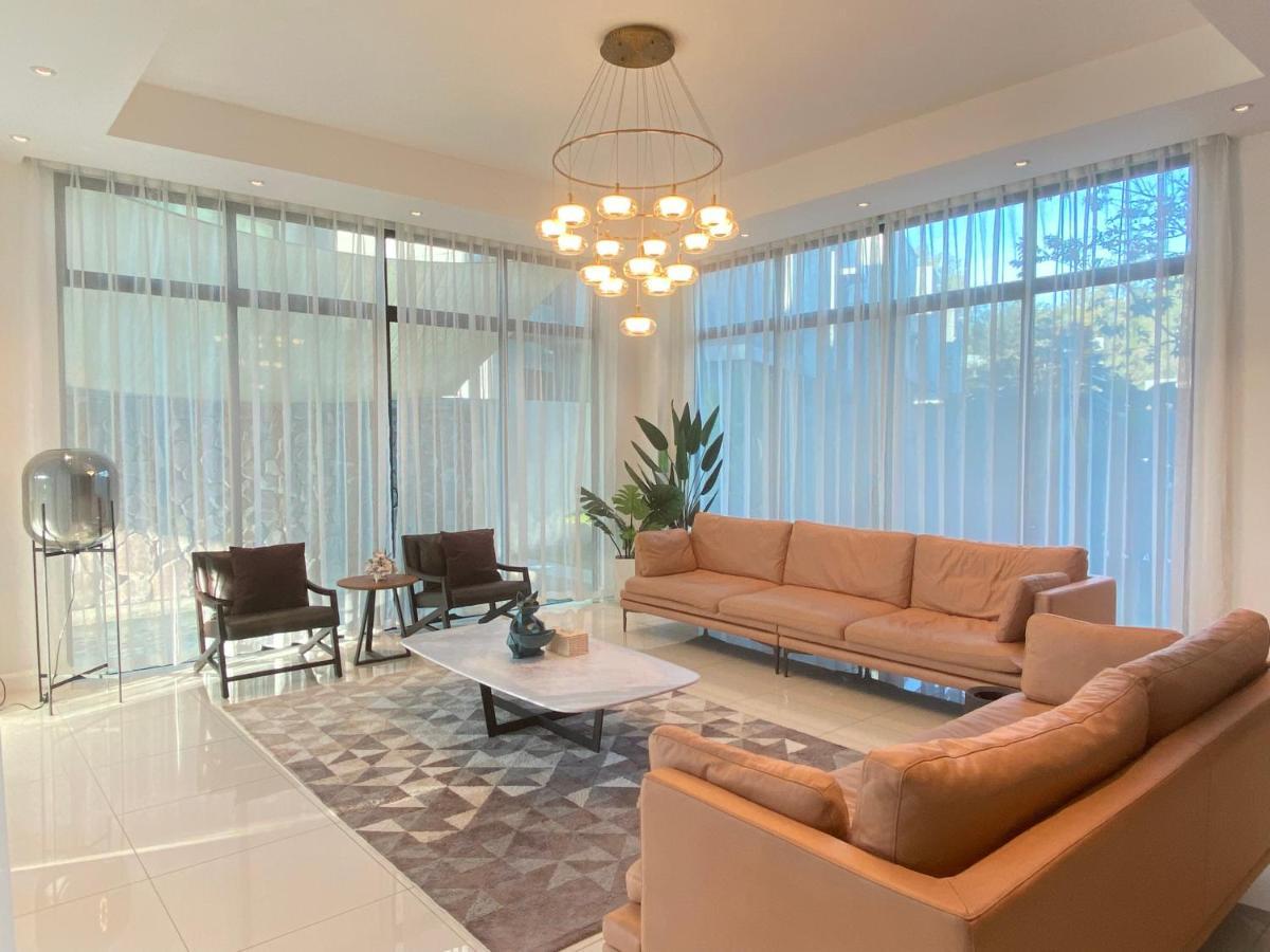 פנתאי צנאנג Molly Luxury Private Pool Bungalow茉莉的家豪华私人泳池别墅 מראה חיצוני תמונה